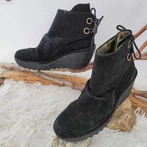 Fly London Black suede booties Yama